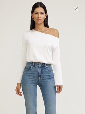 Dynamite satin Women's Off-White Boatneck Blouse
